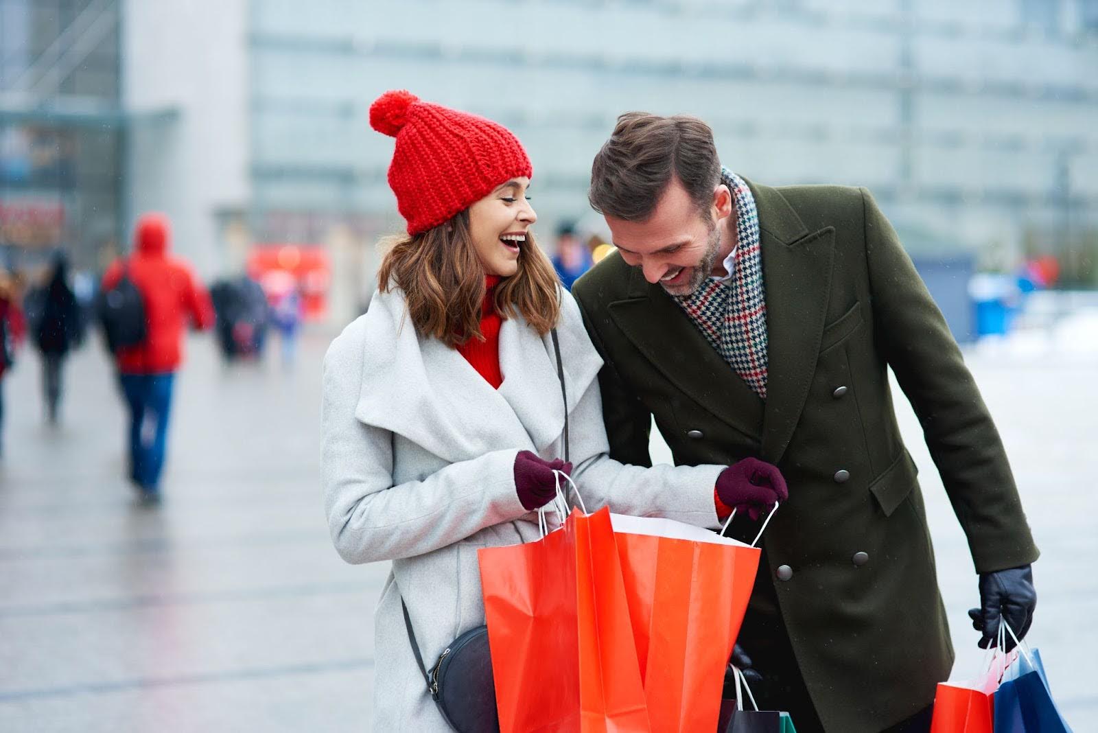 Season vs. Reasons: “Men vs. Women: The Shoe Shopping Smackdown”